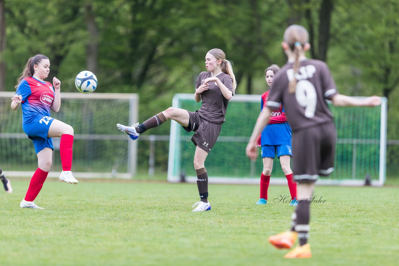 Bild 69 - wCJ VfL Pinneberg3 - St.Pauli : Ergebnis: 2:1